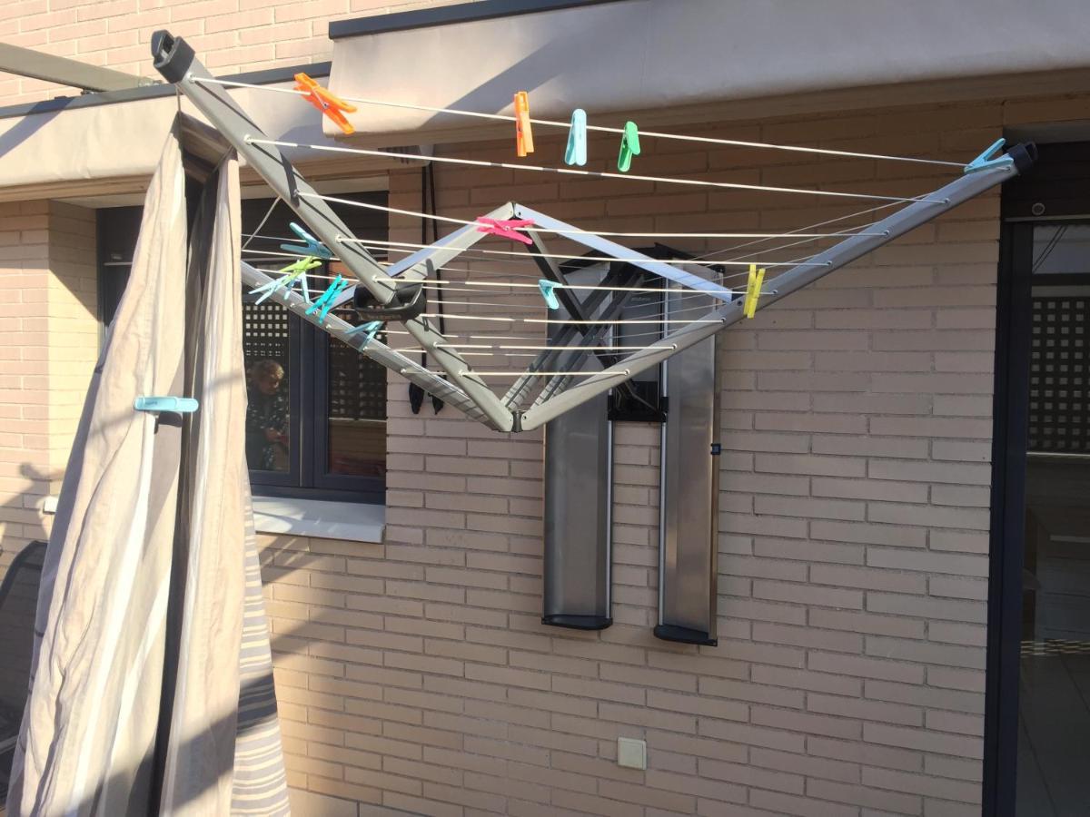 Appartement Standing 58M Plage A 3Mn En Voiture Roses Bagian luar foto