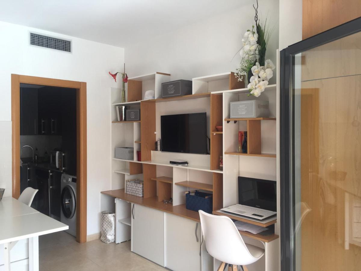 Appartement Standing 58M Plage A 3Mn En Voiture Roses Bagian luar foto