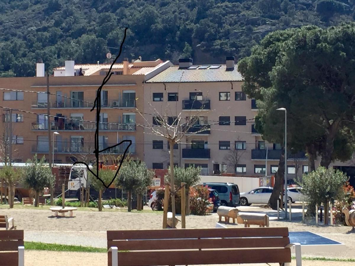 Appartement Standing 58M Plage A 3Mn En Voiture Roses Bagian luar foto