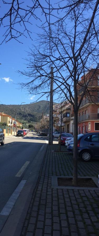 Appartement Standing 58M Plage A 3Mn En Voiture Roses Bagian luar foto