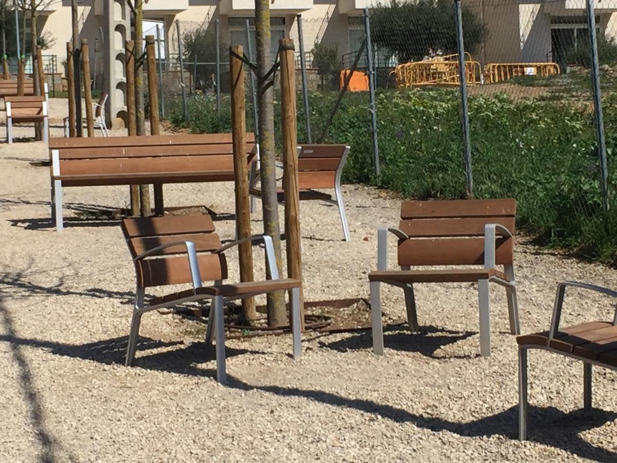 Appartement Standing 58M Plage A 3Mn En Voiture Roses Bagian luar foto
