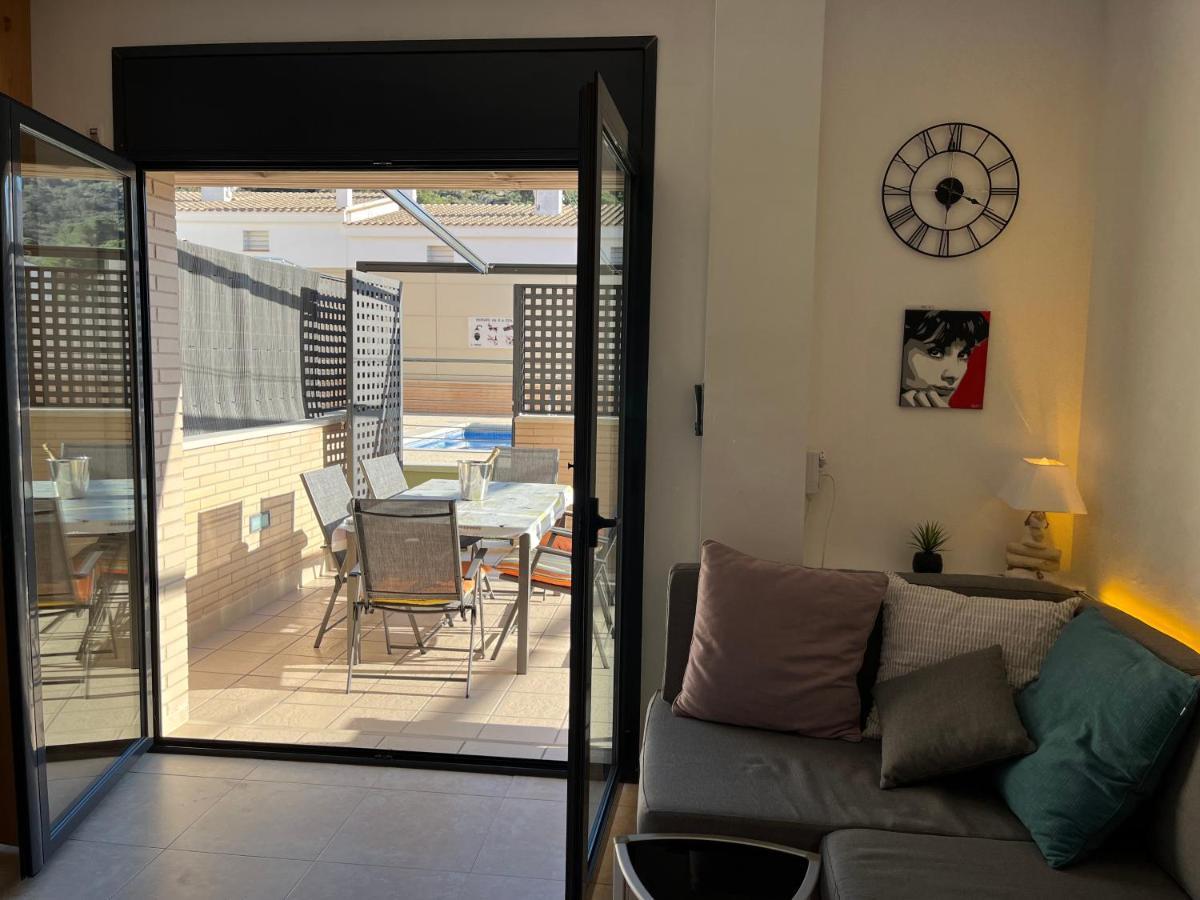 Appartement Standing 58M Plage A 3Mn En Voiture Roses Bagian luar foto