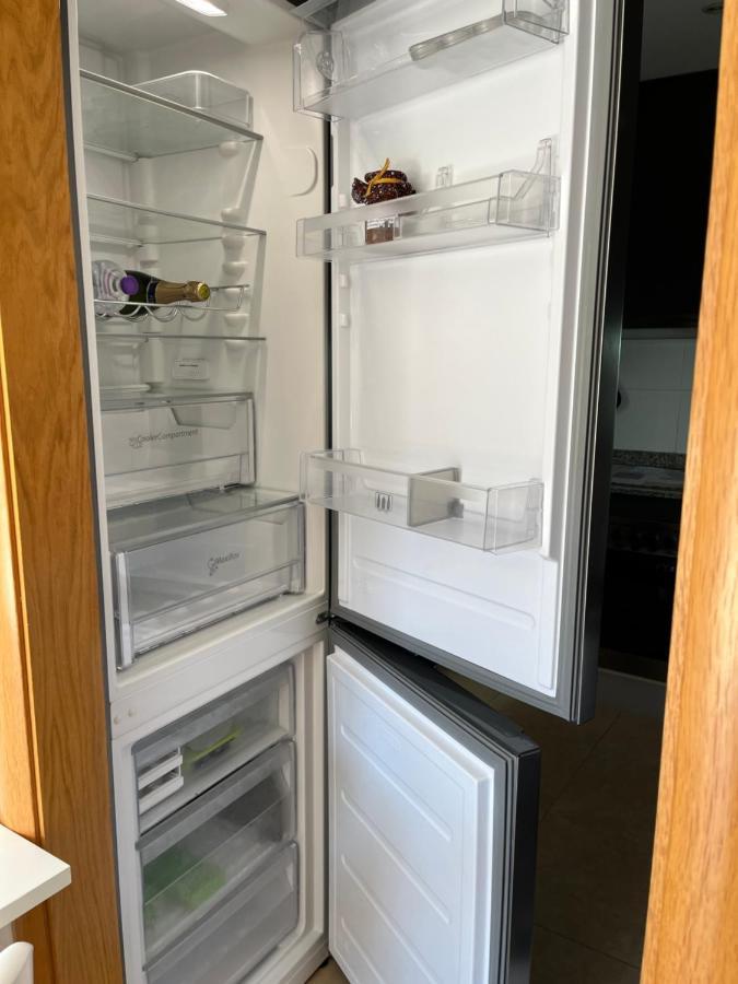 Appartement Standing 58M Plage A 3Mn En Voiture Roses Bagian luar foto