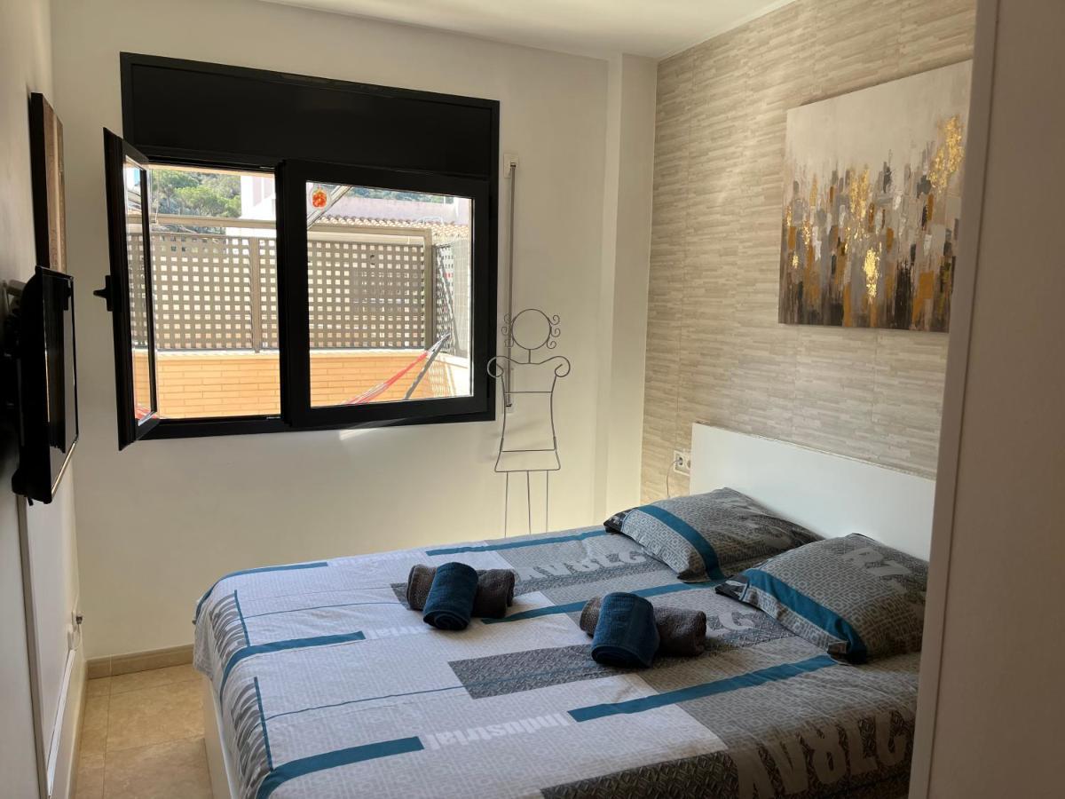 Appartement Standing 58M Plage A 3Mn En Voiture Roses Bagian luar foto